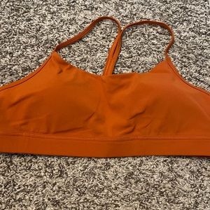 STORI sports bra